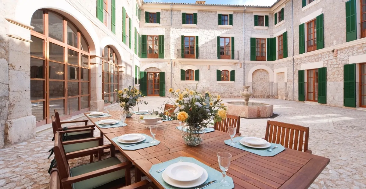 Patio_Herrschaftliche_Finca_Valldemossa_original