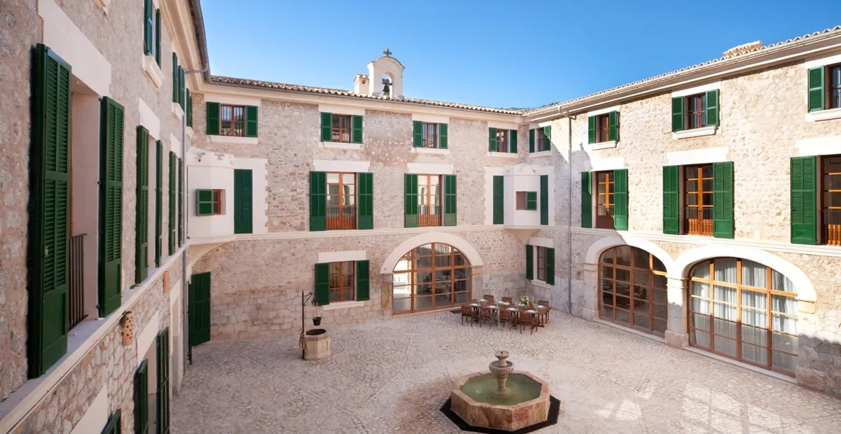 Patio_Herrschaftliche_Finca_Valldemossa_original_2
