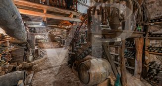 von_poll_real_estate_property_ES212899_image_17