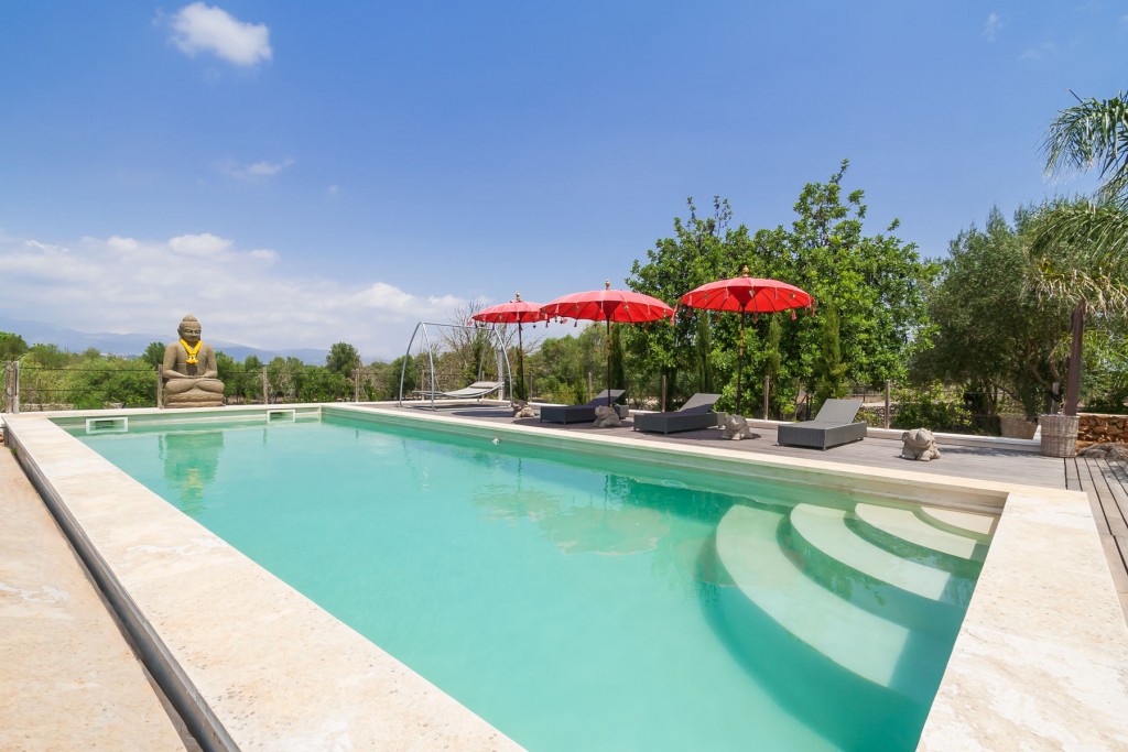 Finca-rustica-with-swimming-pool-in-Lubí