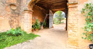 von_poll_real_estate_property_ES223743853_image_2