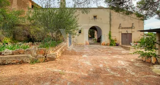 von_poll_real_estate_property_ES223743853_image_22