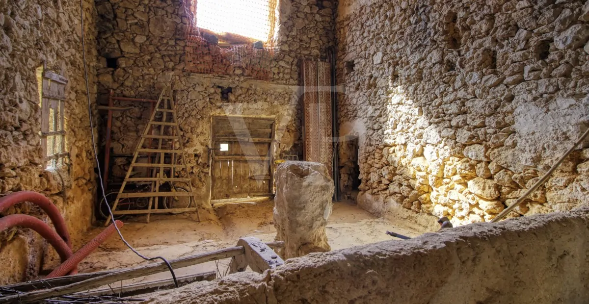 Zu renovierendes Haus aus dem 17. Jahrhundert und großes Baugrundstück im Osten von Palma de Mallorca