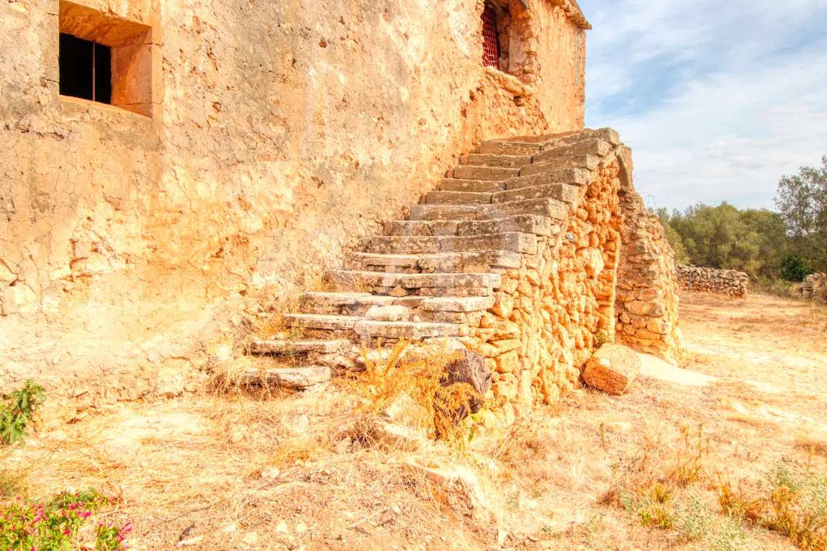 Casa del siglo XVII para reformar más gran parcela  para construir en el este de Palma de Mallorca