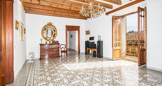 von_poll_real_estate_property_ES223743872_image_11