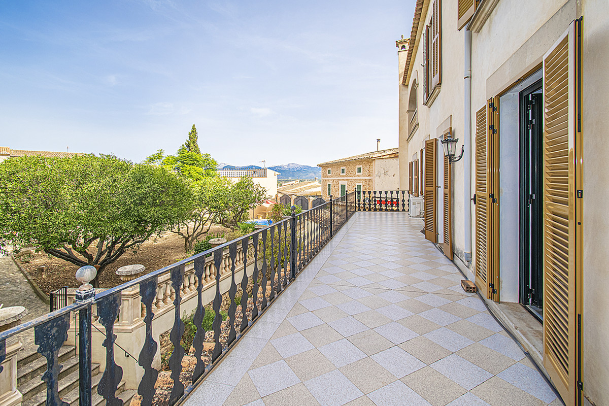 IMPRESIONANTE CASA DE PUEBLO CON POTENCIAL EN SANTA EUGENIA (34)