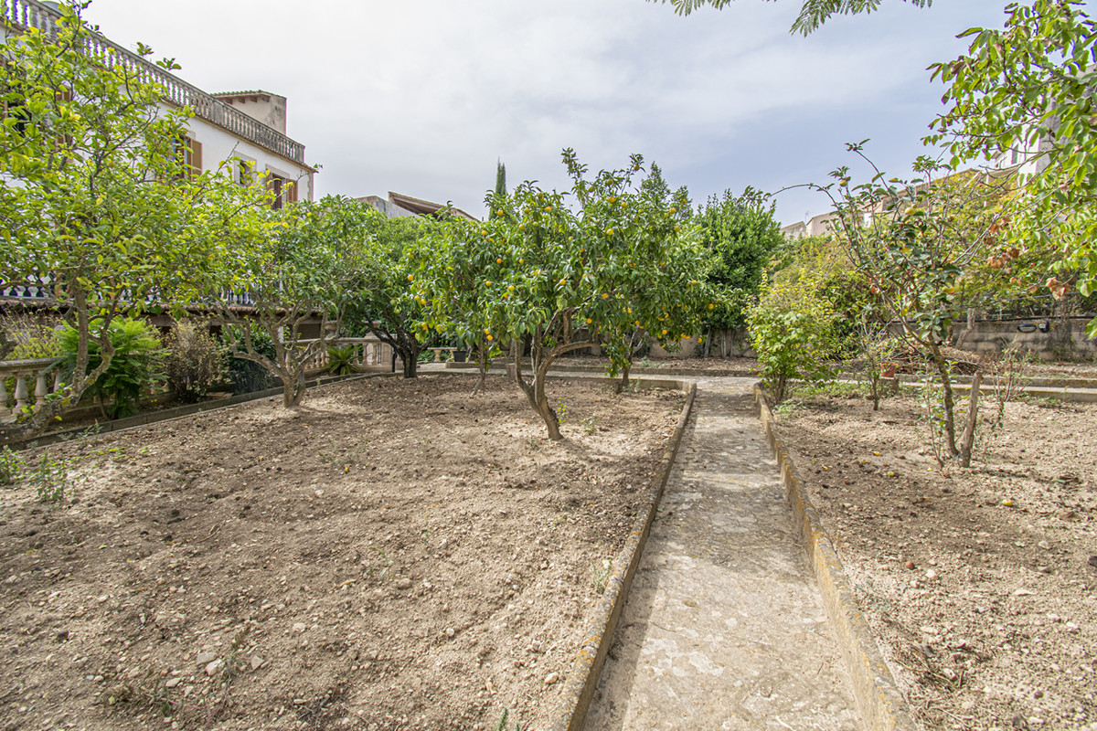 IMPRESIONANTE CASA DE PUEBLO CON POTENCIAL EN SANTA EUGENIA (10)