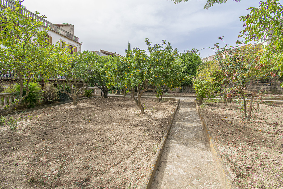 IMPRESIONANTE CASA DE PUEBLO CON POTENCIAL EN SANTA EUGENIA (10)