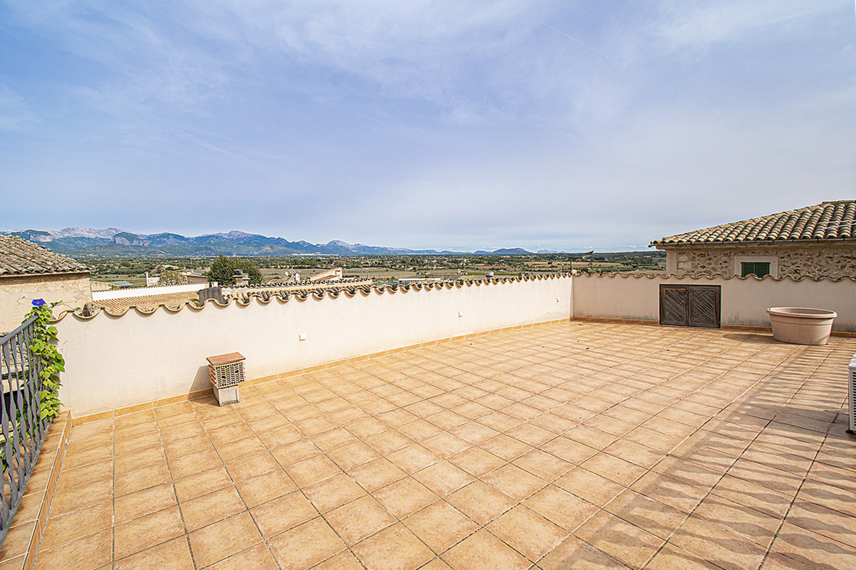 IMPRESIONANTE CASA DE PUEBLO CON POTENCIAL EN SANTA EUGENIA (7)