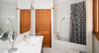 von_poll_real_estate_property_ES223743872_image_27