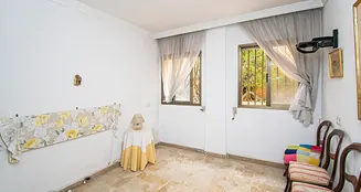 von_poll_real_estate_property_ES223743957_image_18