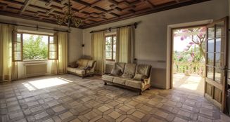 von_poll_real_estate_property_ES223743973_image_5