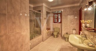 von_poll_real_estate_property_ES223743973_image_32