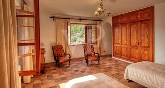 von_poll_real_estate_property_ES223743973_image_36