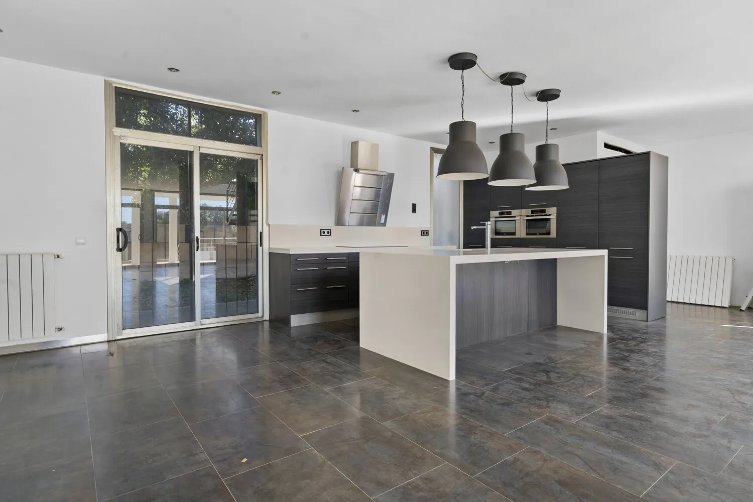 Kitchen and dining area