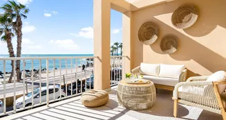 von_poll_real_estate_property_ES233744163_image_1