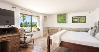 von_poll_real_estate_property_ES233744266_image_8