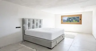 von_poll_real_estate_property_ES233744266_image_7