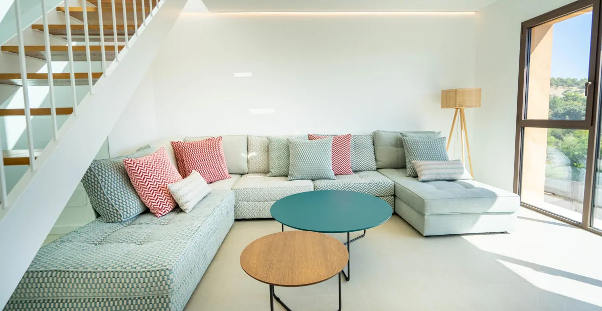 Cozy, bright living room