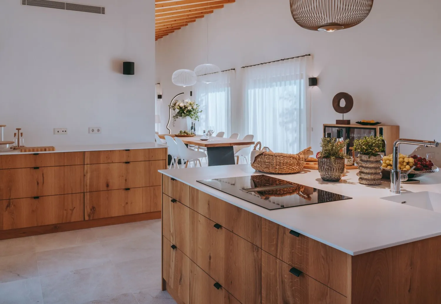 Fitted kitchen