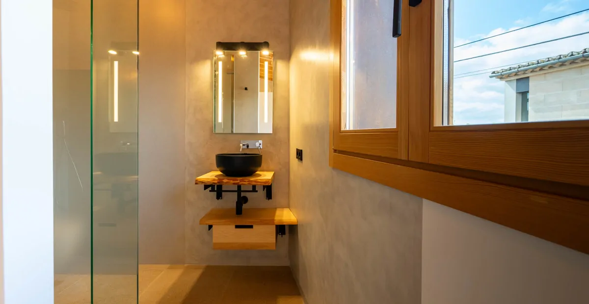 Modernes Stadthaus mit Pool, neu gebaut, in Biniali-Sencelles