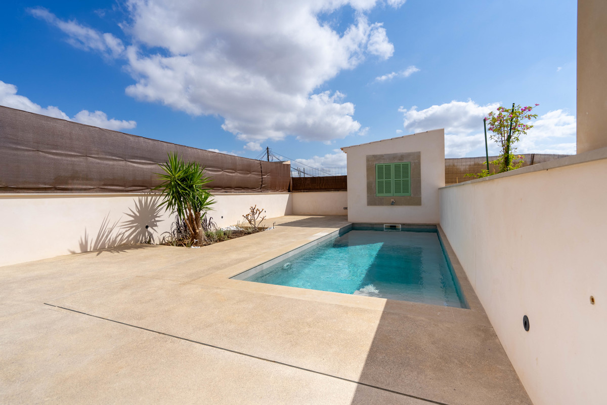 Modernes Stadthaus mit Pool, neu gebaut, in Biniali-Sencelles