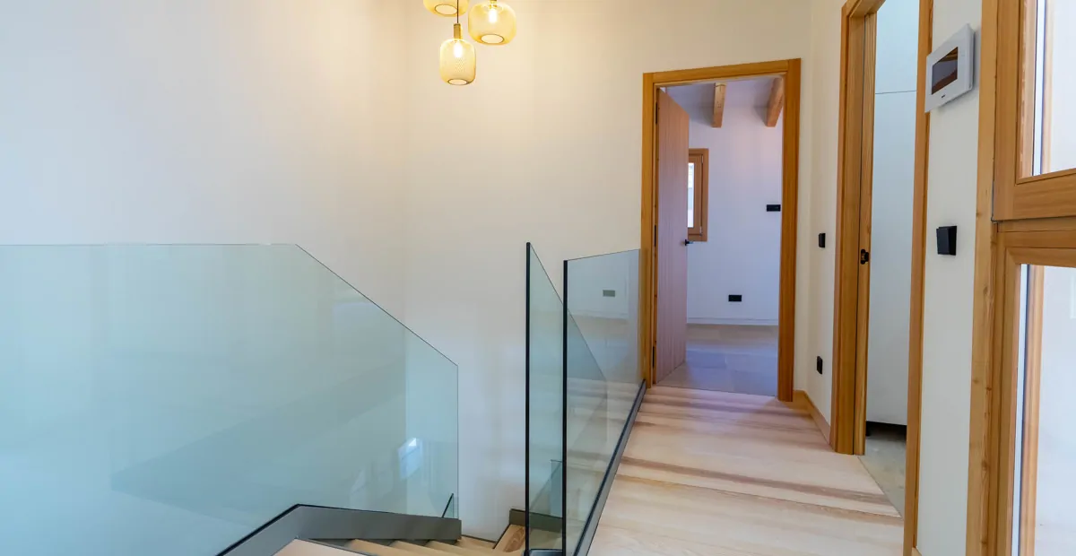 Modernes Stadthaus mit Pool, neu gebaut, in Biniali-Sencelles