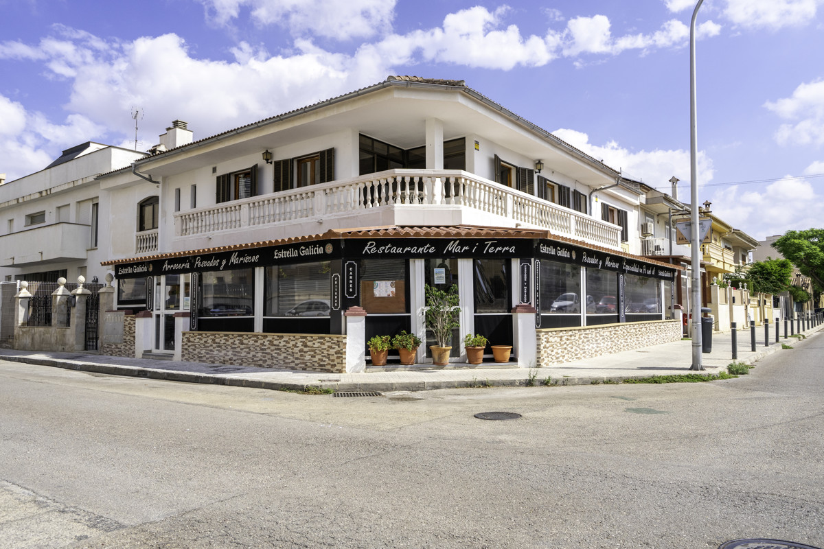 Restaurant- Bäckerei- Haus-Pool-Son Ferriol-21