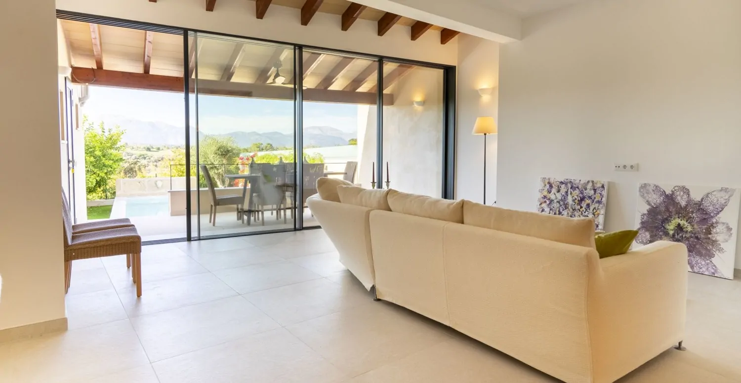 Casa-de-pueblo-Llubi