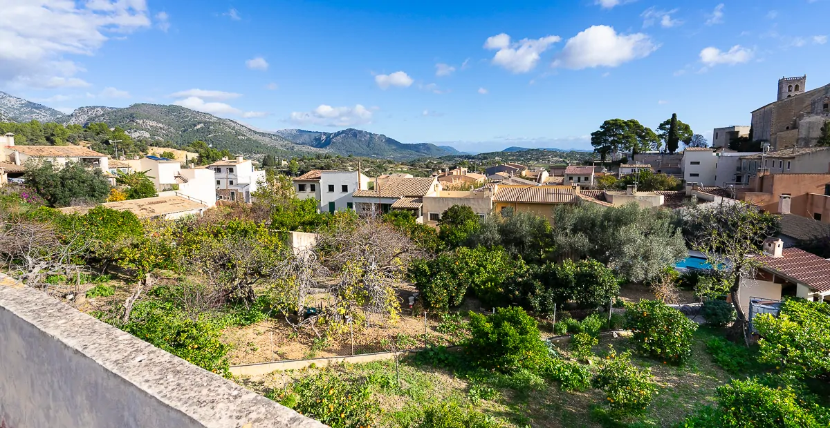 Stadthaus-Rustic-Views-Selva-2
