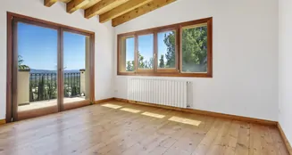 von_poll_real_estate_property_ES233744537_image_7