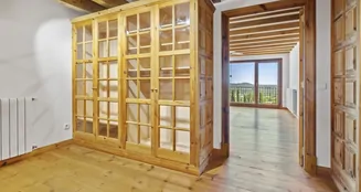 von_poll_real_estate_property_ES233744537_image_15