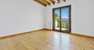 von_poll_real_estate_property_ES233744537_image_11