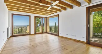 von_poll_real_estate_property_ES233744537_image_19