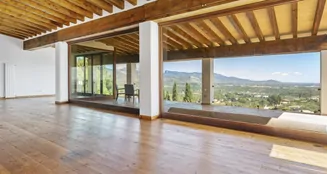 von_poll_real_estate_property_ES233744537_image_6