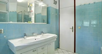 von_poll_real_estate_property_25391010_image_8