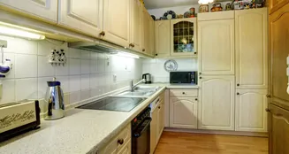 von_poll_real_estate_property_25391010_image_2