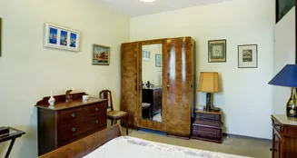 von_poll_real_estate_property_25391010_image_7