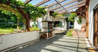 von_poll_real_estate_property_25391013_image_13