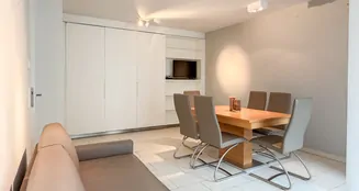 von_poll_real_estate_property_25391016_image_3