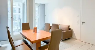 von_poll_real_estate_property_25391016_image_0