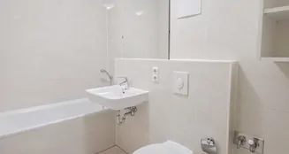 von_poll_real_estate_property_25391018_image_5