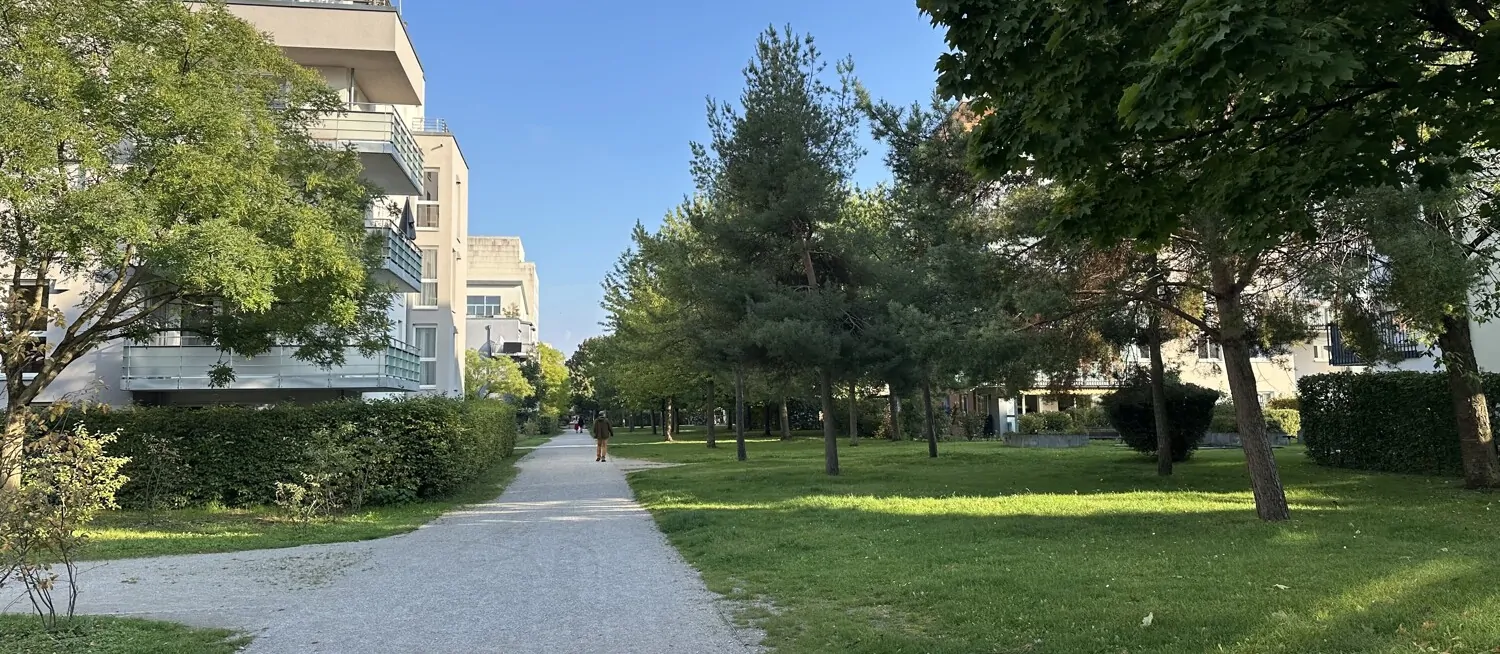 ruhige Lage mit viel Grün