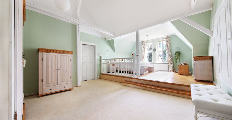 beindruckendes Hauptschlafzimmer