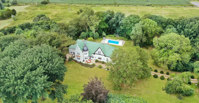 Luftbild mit Auffahrt