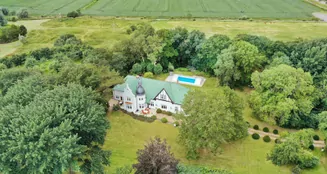 von_poll_real_estate_property_22404003_image_1