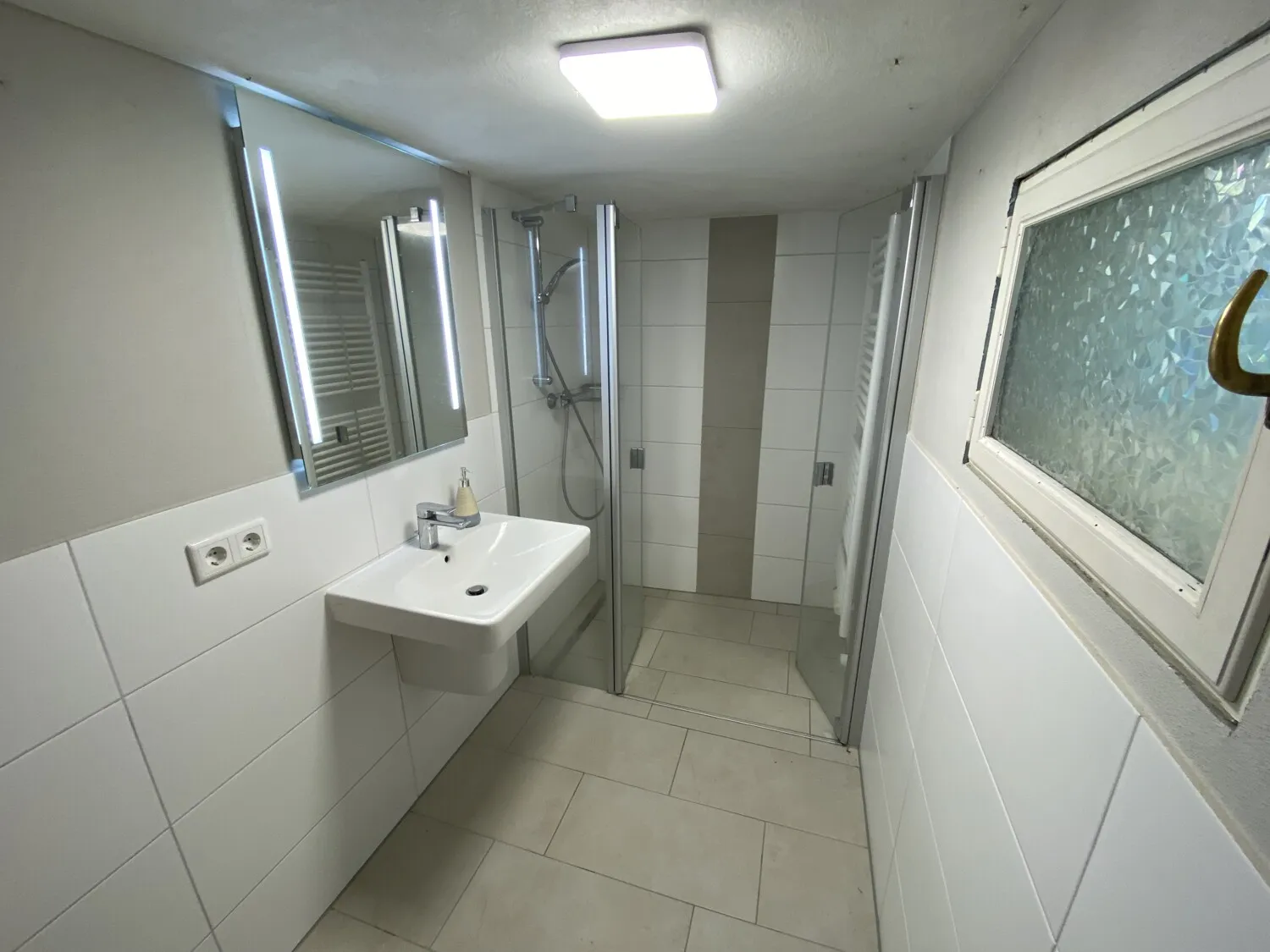 Duschbad mit Einlaufdusche