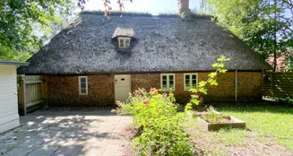 von_poll_real_estate_property_24404012_image_1