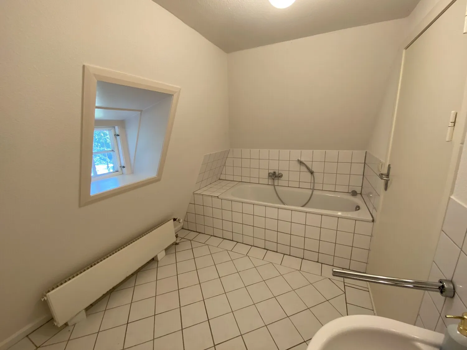 Wannenbad im Obergeschoss