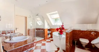 von_poll_real_estate_property_24404032_image_18